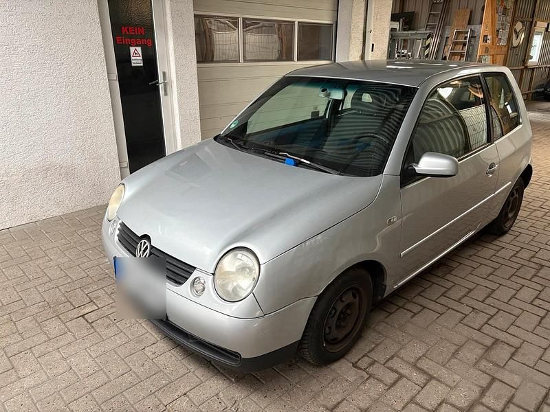 Silber Gebraucht 2001 VW Lupo Kleinwagen | 1.300 € (Fairer Preis) - Bild 1/4