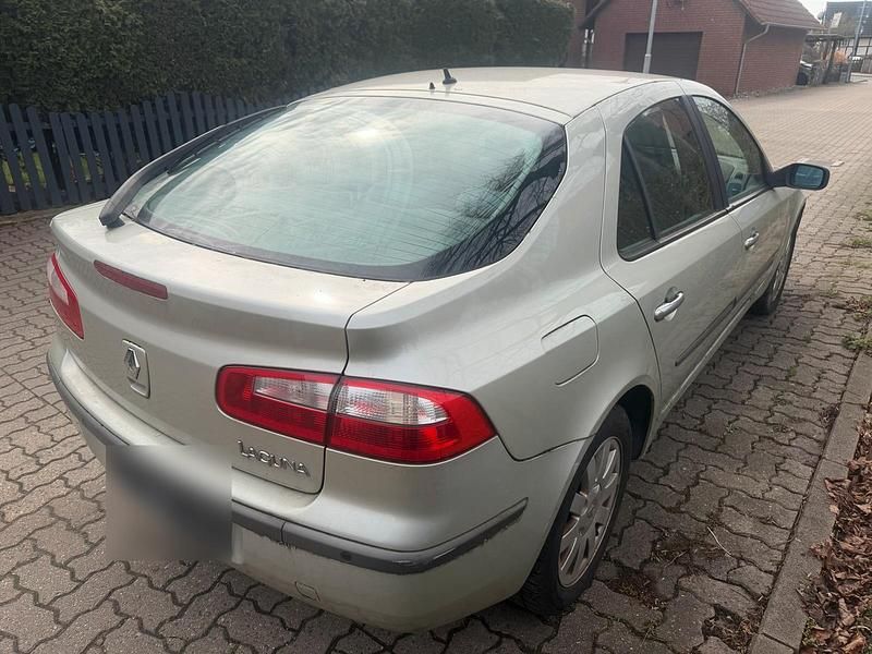 Gebraucht Renault Laguna II 88 PS (64 kW) 2003 Gold Limousine