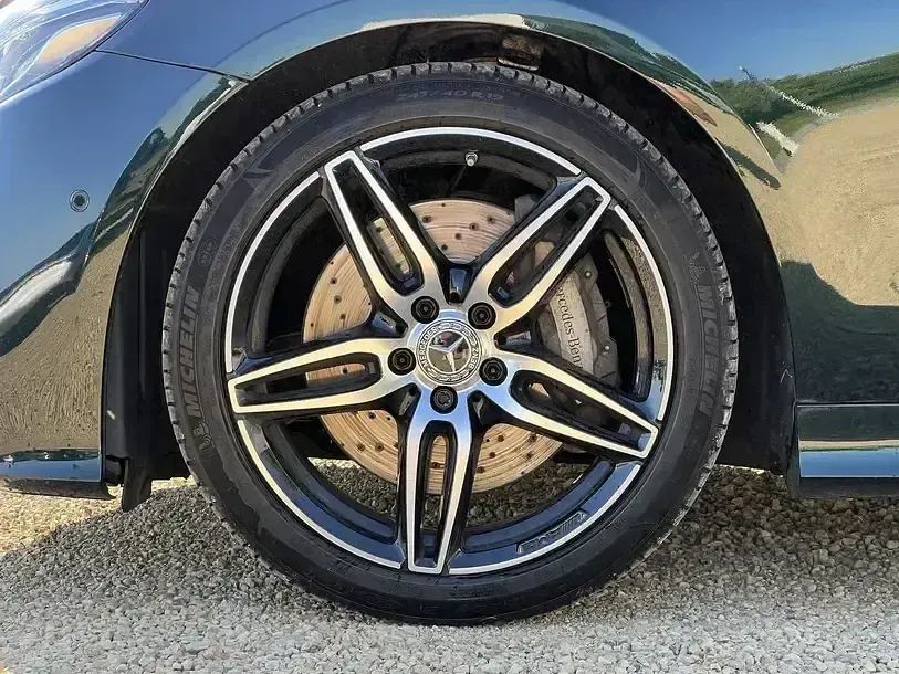 Gebraucht Mercedes E450 AMG line 367 PS (269 kW) 2019 Grün Coupé