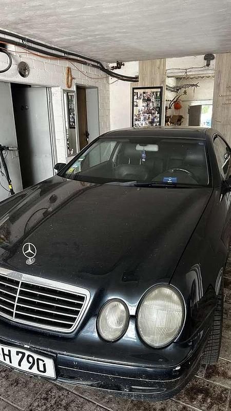 Gebraucht 2001 Mercedes CLK230 Elegance Coupé | 2.500 € - Bild 1/4
