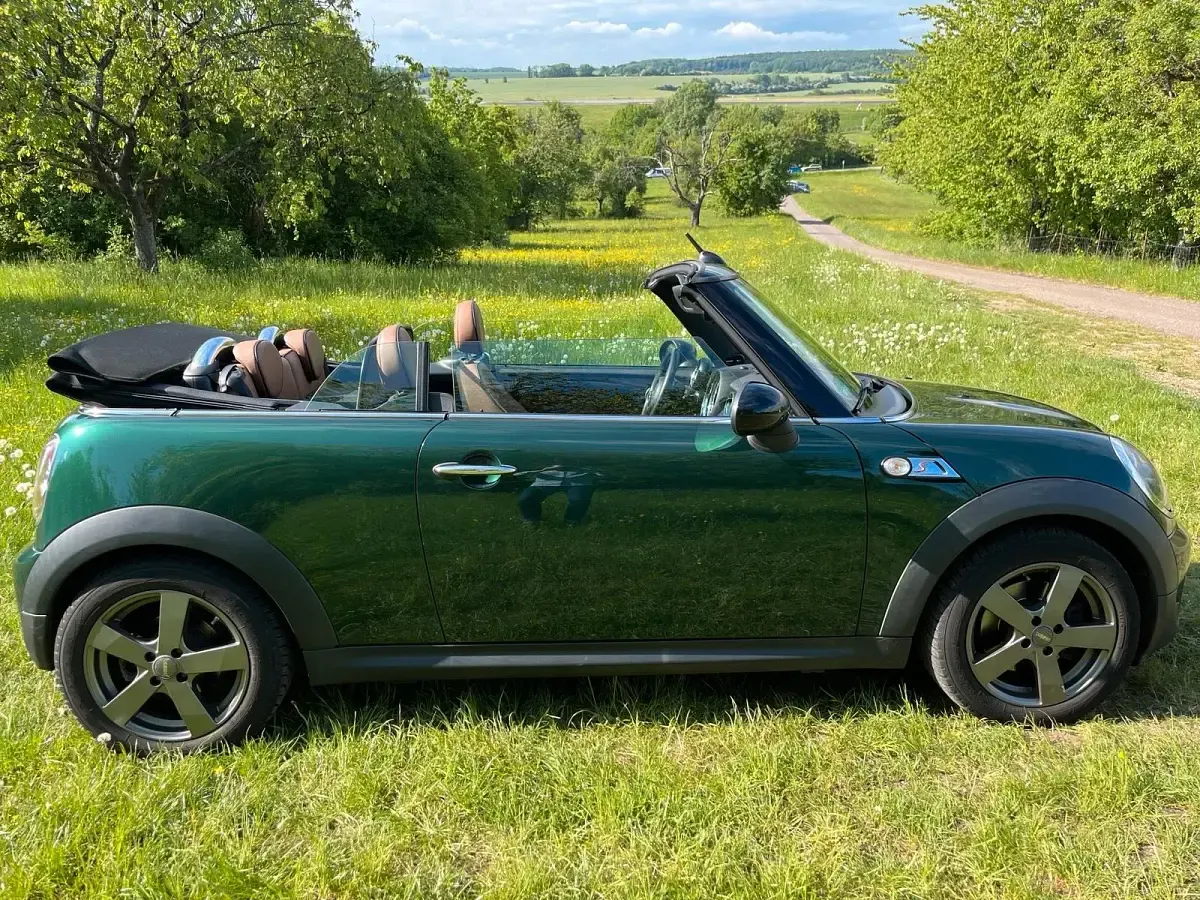 Gebraucht Mini Cooper S Cabriolet 184 PS (135 kW) 2015 Grün Cabrio