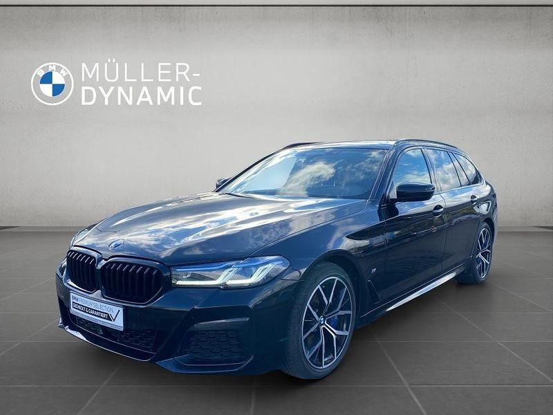 Schwarz Gebraucht 2022 BMW 540 M Sport Kombi | 53.911 € (Teuer) - Bild 1/4