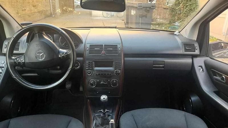 Gebraucht Mercedes A180 Elegance 156 PS (114 kW) 2007 Limousine