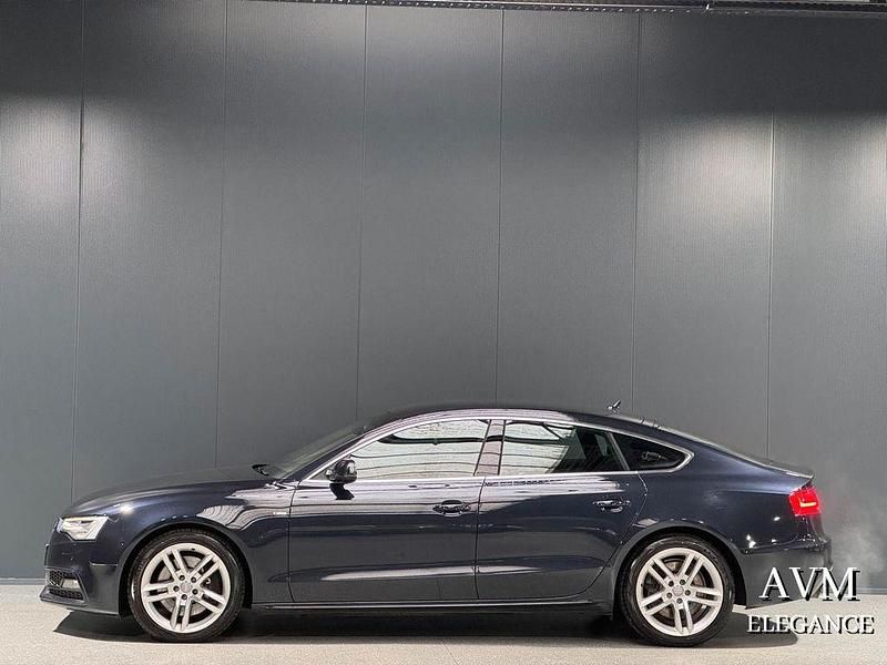 Gebraucht Audi A5 Sport 272 PS (200 kW) 2015 Blau Coupé
