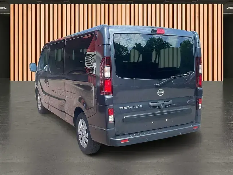 Gebraucht Nissan Primastar Tekna 170 PS (125 kW) 2025 Grau Van / Kleinbus