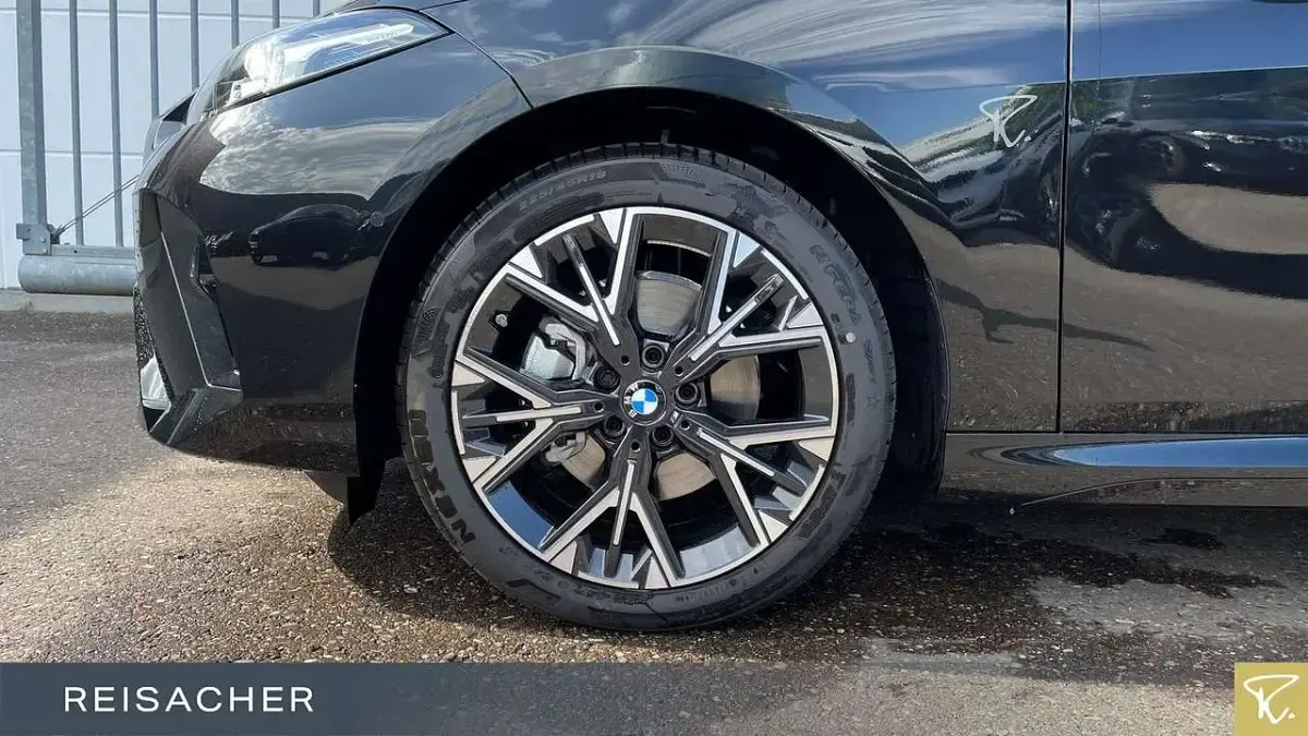 Gebraucht BMW 220 Efficient Dynamics 170 PS (125 kW) 2026 Saphirschwarz metallic Coupé