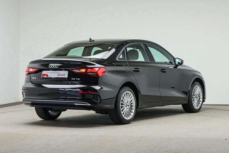 Gebraucht Audi A3 Advanced Plus 150 PS (110 kW) 2022 Mythosschwarz metallic Limousine