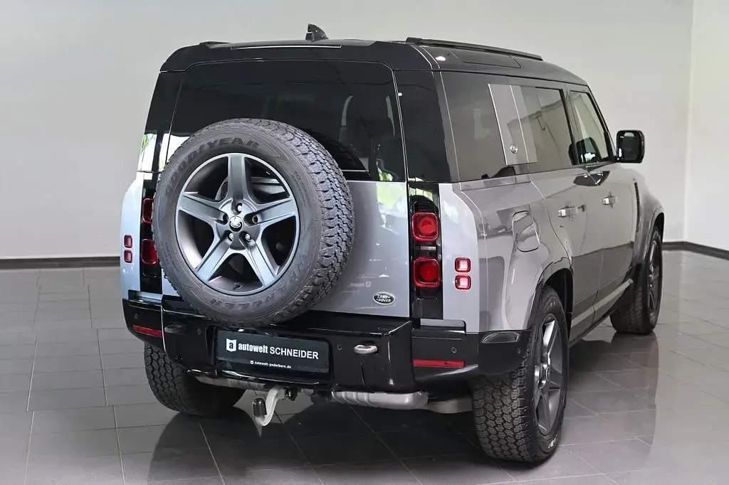 Gebraucht Land Rover Defender SE Dynamic 300 PS (220 kW) 2022 Grau SUV