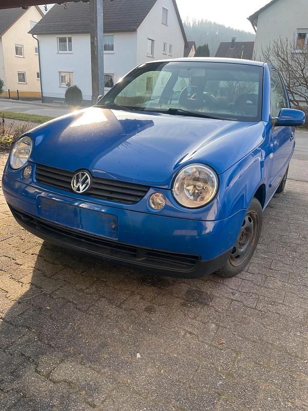 Blau Gebraucht 2001 VW Lupo Kleinwagen | 1.490 € (Etwas zu teuer) - Bild 1/4