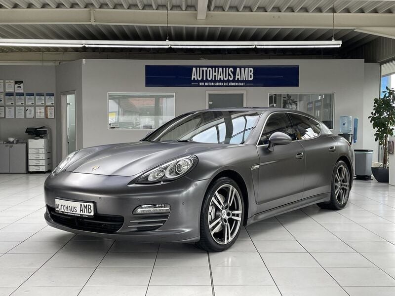 Gebraucht Porsche Panamera 4S 400 PS (294 kW) 2010 Blau Limousine