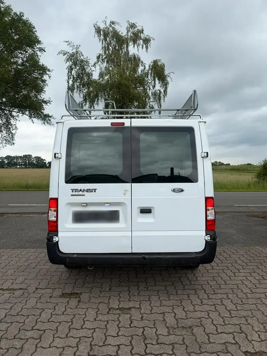 Gebraucht Ford Transit 101 PS (74 kW) 2013 Weiß Van / Kleinbus