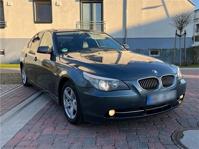 Gebraucht BMW 520 170 PS (125 kW) 2003 Grau Limousine