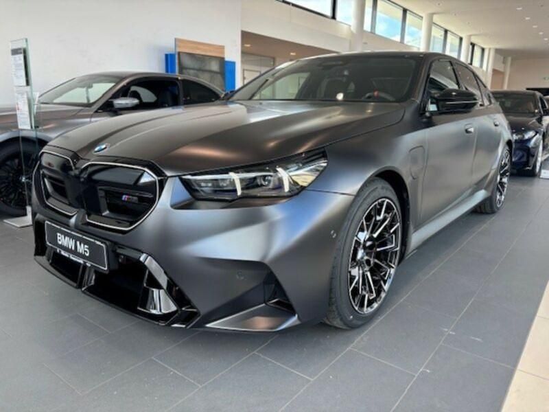 Neu BMW M5 Performance 727 PS (534 kW) 2026 Bmw individual frozen deep gre Limousine
