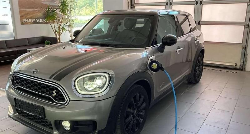 Grau Gebraucht 2019 Mini Cooper S Countryman SUV | 17.900 € (Fairer Preis) - Bild 1/4
