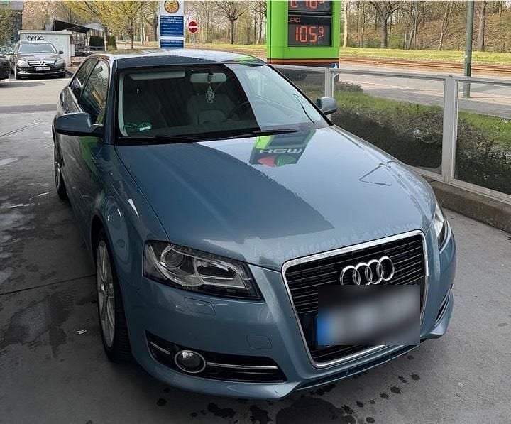Gebraucht Audi A3 140 PS (102 kW) 2011 Blau Kleinwagen