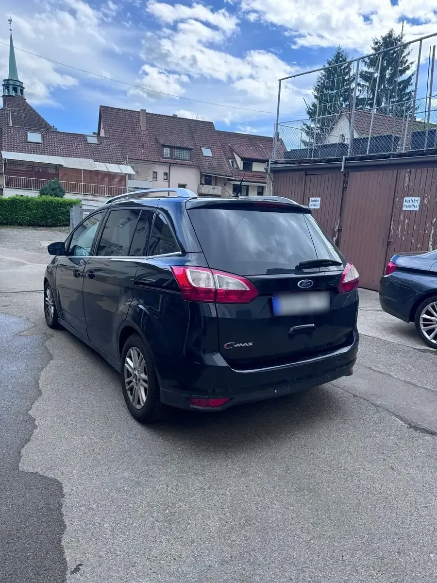 Gebraucht Ford C-MAX 163 PS (119 kW) 2011 Schwarz Van / Kleinbus