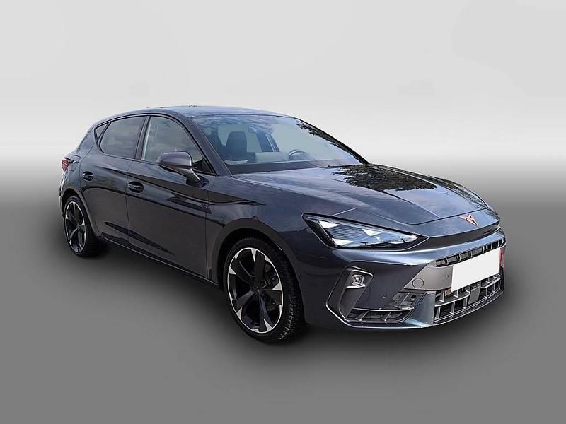 Usata Cupra Leon 150 CV (110 kW) 2025 Grigio Berlina