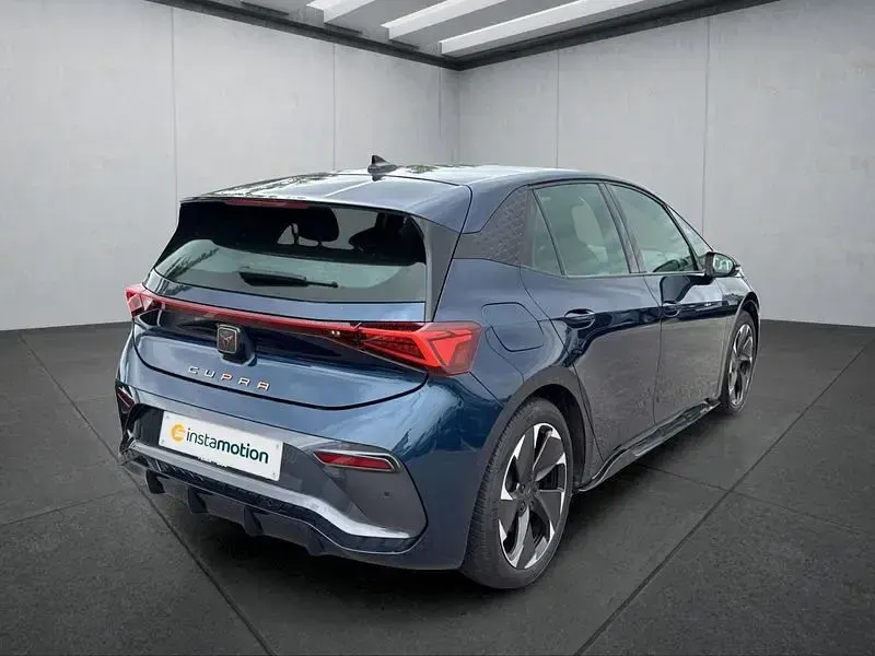 Gebraucht Cupra Born 150 kW (204 PS) 2024 Blau Kleinwagen