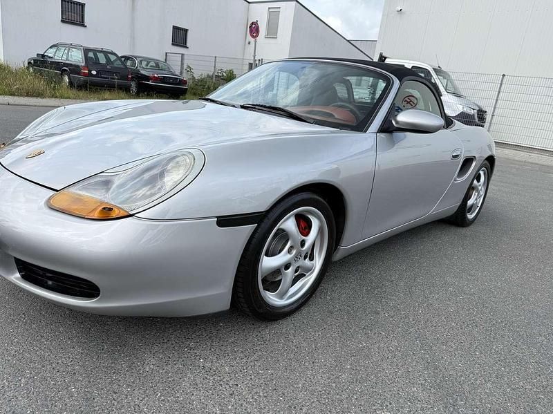 Silber Gebraucht 1996 Porsche Boxster Cabrio | 19.100 € - Bild 1/4