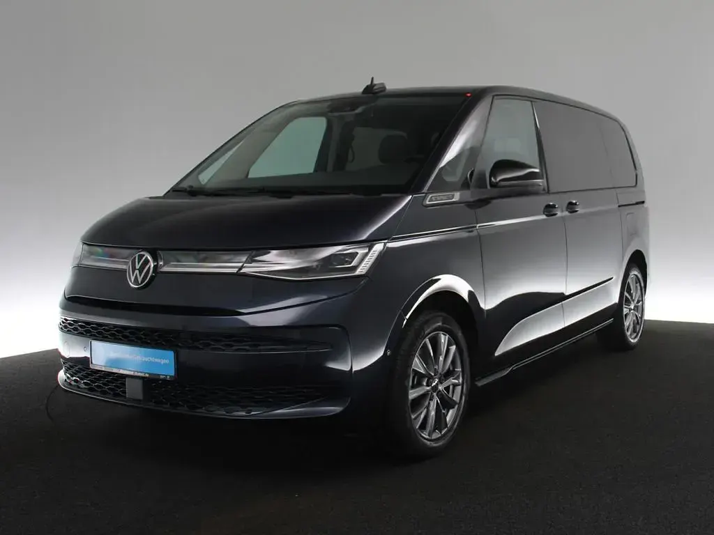 Gebraucht VW Multivan Energetic 218 PS (160 kW) 2023 Blau / starlight blue Van / Kleinbus