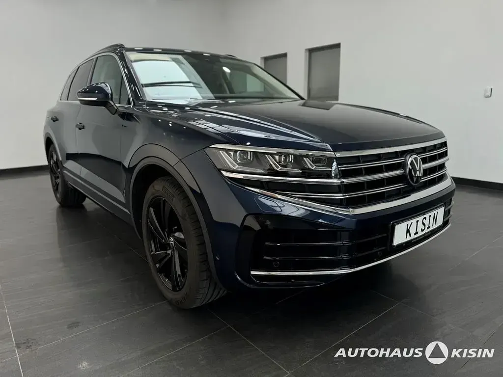 Gebraucht VW Touareg Elegance 286 PS (210 kW) 2025 Blau SUV
