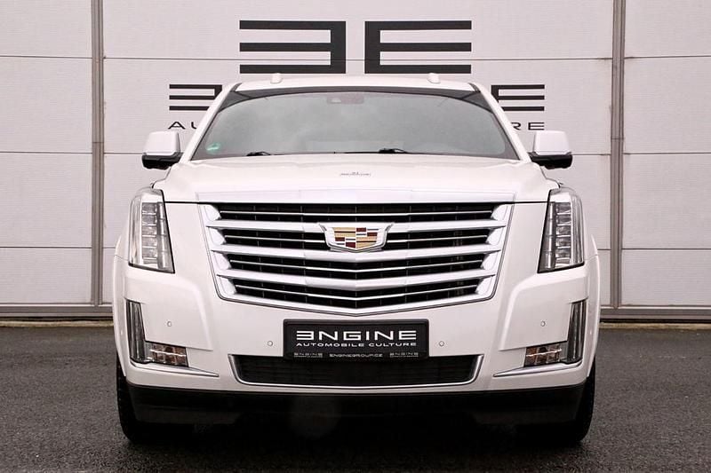 Gebraucht Cadillac Escalade 426 PS (313 kW) 2018 Weiß SUV