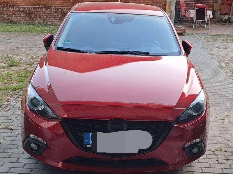 Rot Gebraucht 2014 Mazda 3 Sports-Line Limousine | 6.000 € (Guter Preis) - Bild 1/4