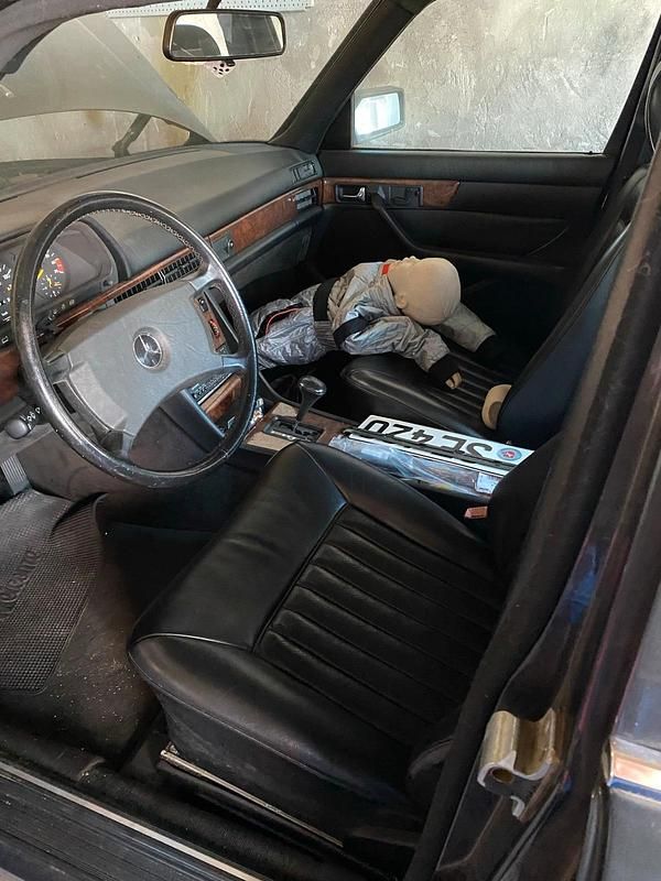 Gebraucht Mercedes 420 SE 1987 Schwarz Limousine