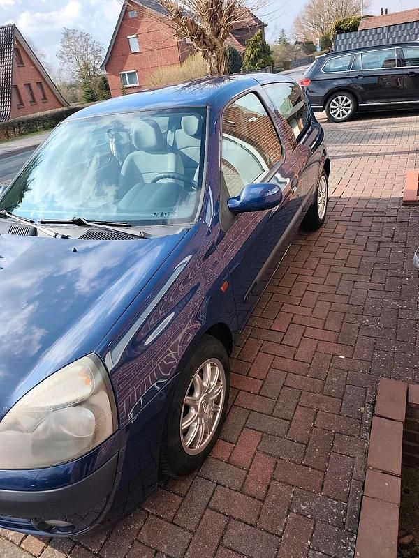 Gebraucht Renault Clio II 2002 Blau Kleinwagen