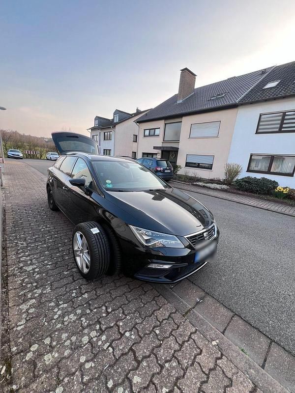 Usata Seat Leon FR 150 CV (110 kW) 2017 Nero Berlina