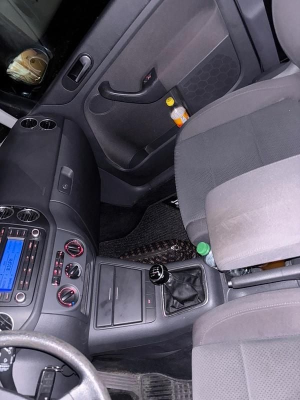 Blau Gebraucht 2006 VW Golf V Limousine | 750 € (Superpreis) - Bild 1/4