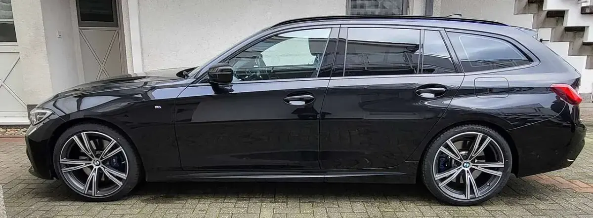 Gebraucht BMW 330 M Sport 265 PS (194 kW) 2019 Schwarz Kombi