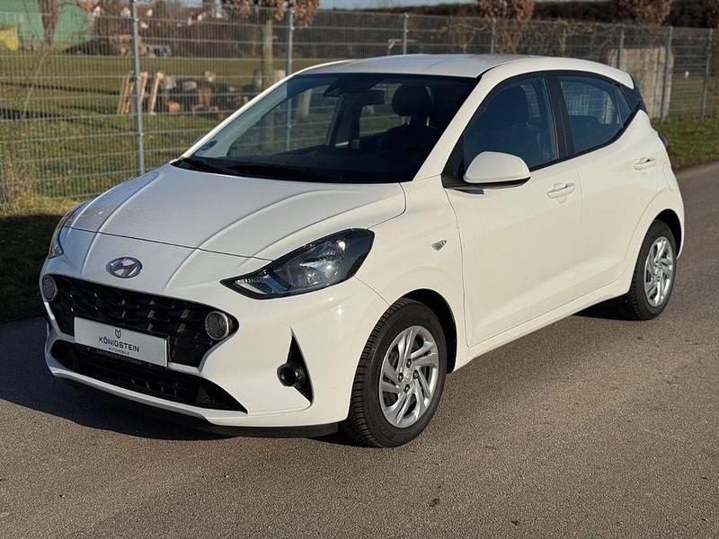 Weiß Gebraucht 2022 Hyundai i10 Select Kleinwagen | 9.750 € (Superpreis) - Bild 1/4