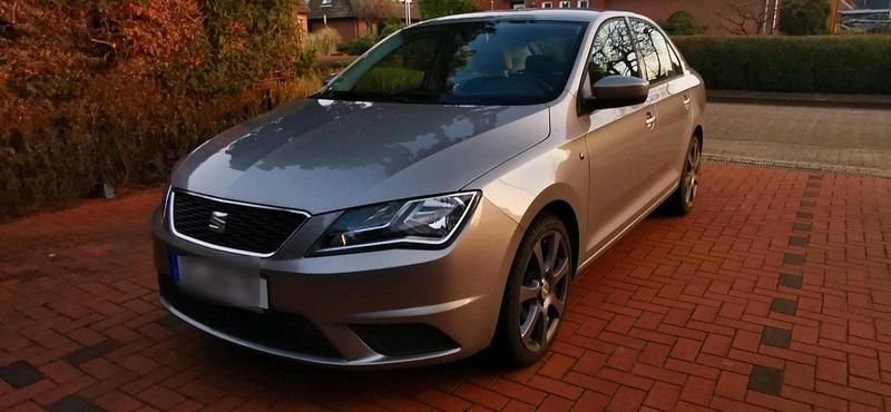 Beige Gebraucht 2015 Seat Toledo Limousine | 9.650 € (Fairer Preis) - Bild 1/3