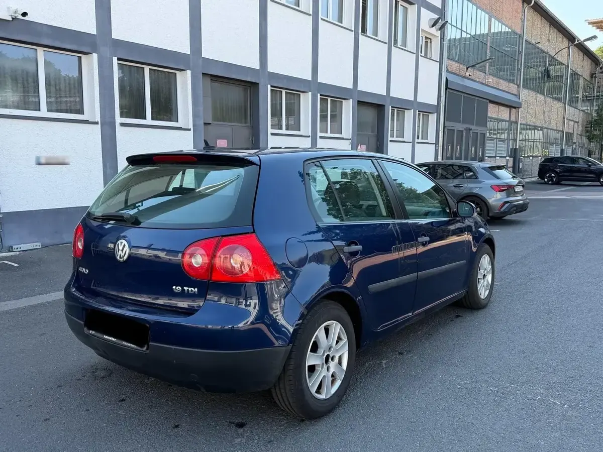 Gebraucht VW Golf IV 105 PS (77 kW) 2004 Blau Limousine