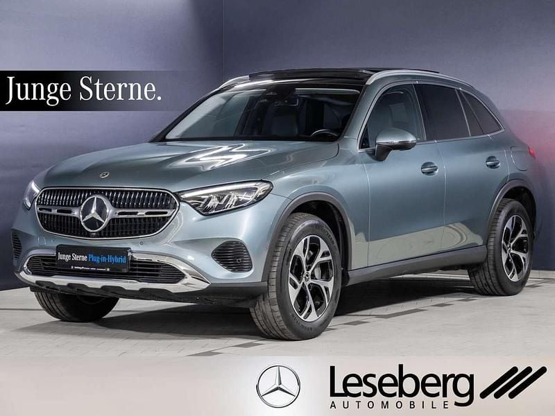 Verdesilber Gebraucht 2024 Mercedes GLC300e Avantgarde SUV | 59.840 € (Fairer Preis) - Bild 1/4
