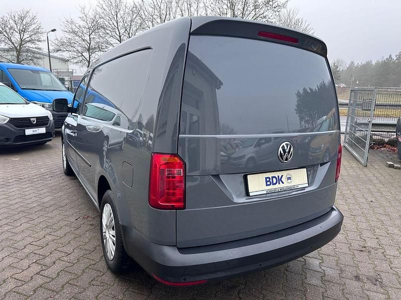 Gebraucht VW Caddy Maxi 102 PS (75 kW) 2018 Grau Van / Kleinbus