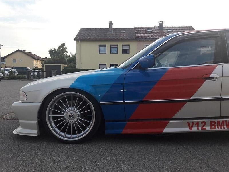 Gebraucht BMW 750 Performance 326 PS (239 kW) 1996 Grau Limousine