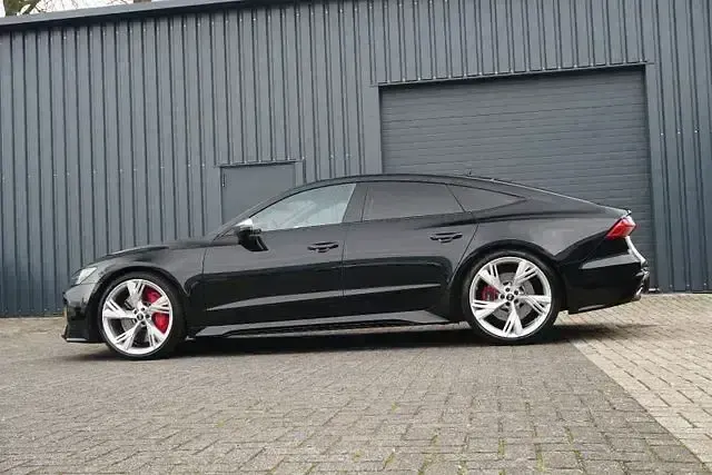 Gebraucht Audi RS7 Sport 600 PS (441 kW) 2021 Mythosschwarz Kleinwagen