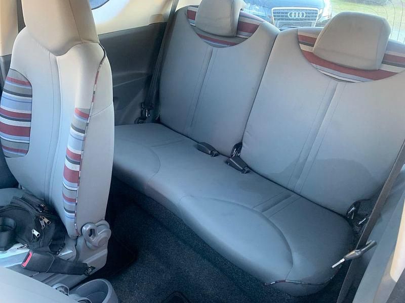 Gebraucht Citroën C1 Style 68 PS (50 kW) 2011 Blau Kleinwagen