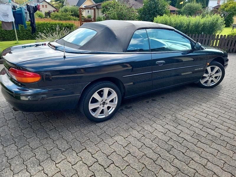 Schwarz Gebraucht 1999 Chrysler Stratus Cabrio | 3.450 € (Teuer) - Bild 1/4