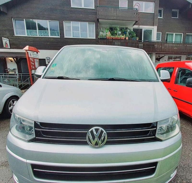 Gebraucht VW Multivan Highline 179 PS (131 kW) 2010 Silber Van