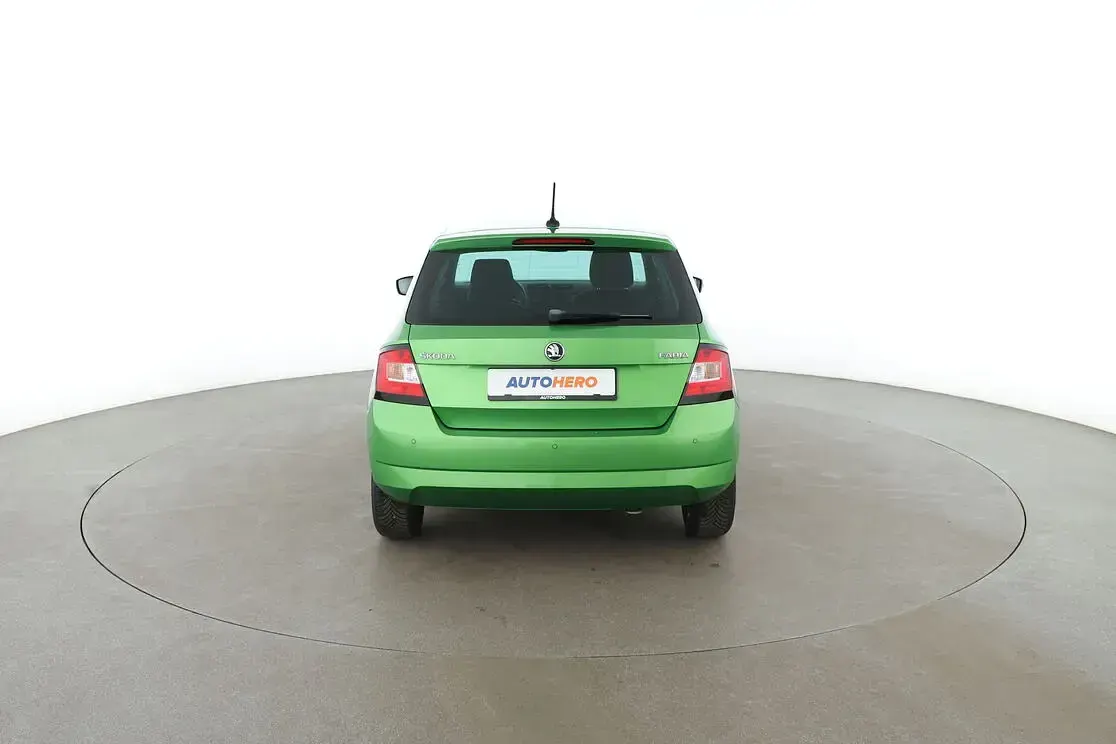 Gebraucht Skoda Fabia Clever 60 PS (44 kW) 2018 Grün Limousine