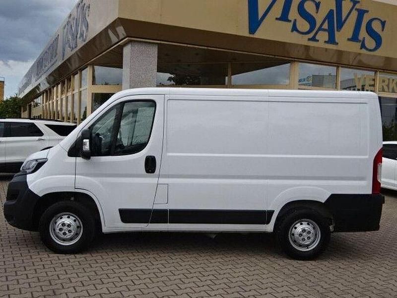 Gebraucht Peugeot Boxer 119 PS (87 kW) 2023 Weiss Van