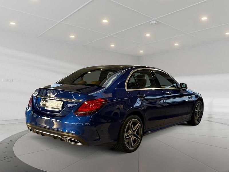 Gebraucht Mercedes C300e AMG 194 PS (142 kW) 2020 Blau Limousine