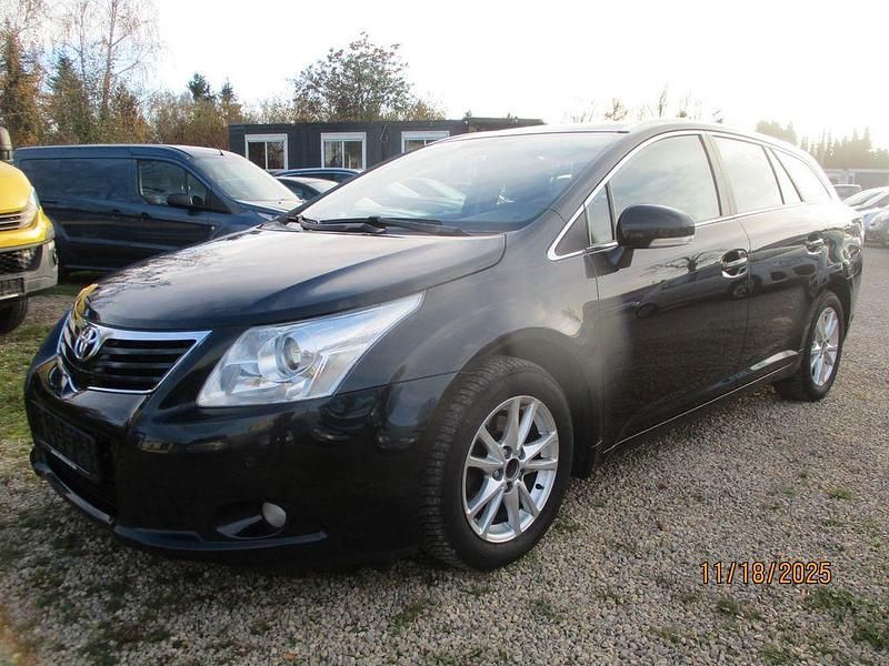 Gebraucht 2010 Toyota Avensis Edition Kombi | 4.350 € (Teuer) - Bild 1/4