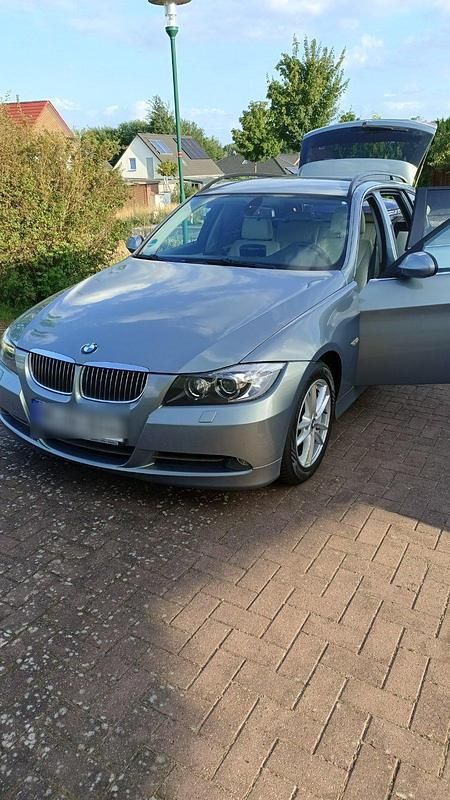 Gebraucht 2006 BMW 325 Kombi | 2.500 € - Bild 1/4