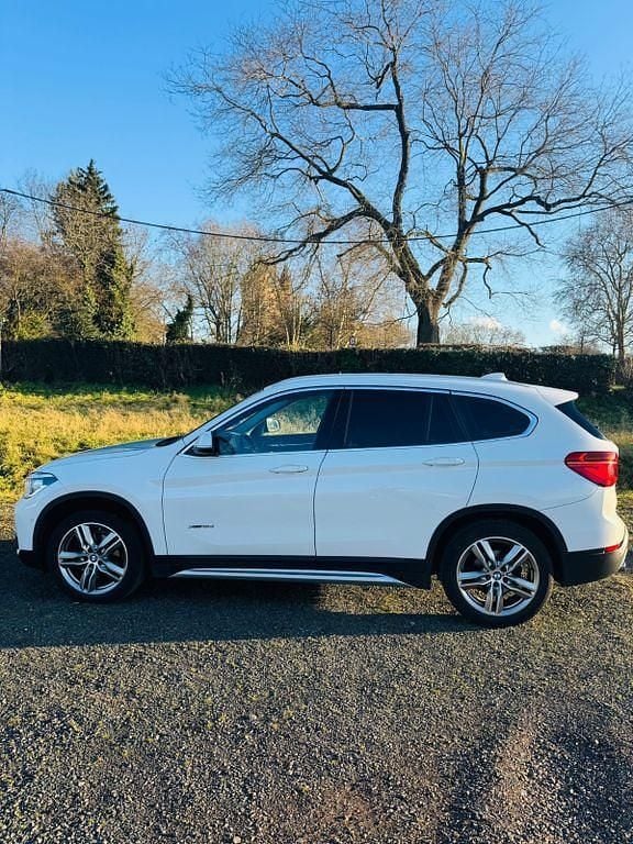Weiß Gebraucht 2016 BMW X1 M Sport SUV | 14.500 € (Guter Preis) - Bild 1/4