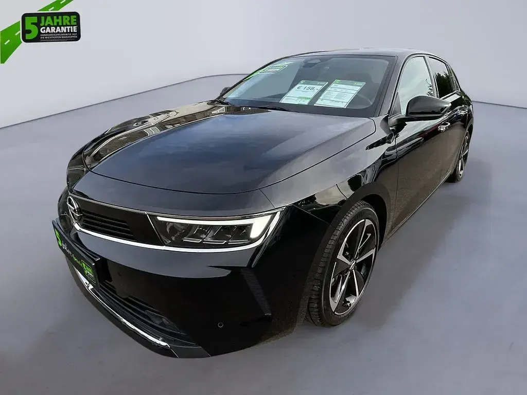 Gebraucht Opel Astra Elegance 131 PS (96 kW) 2023 Schwarz Kleinwagen