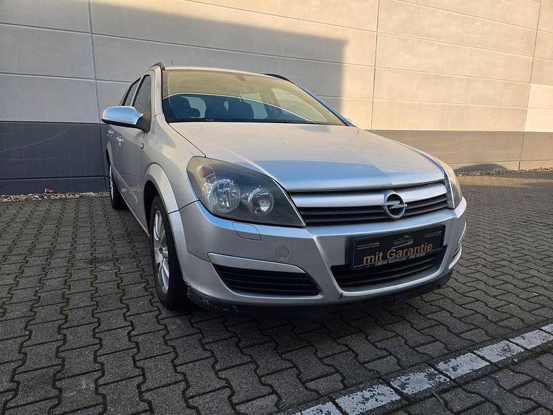 Gebraucht Opel Astra Edition 105 PS (77 kW) 2005 Silber Limousine